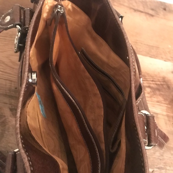 Large - Picture 2 of 4